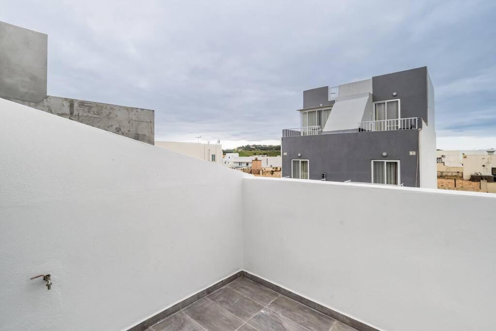 Appartamento Penthouse In St. Paul'S Bay Esterno foto