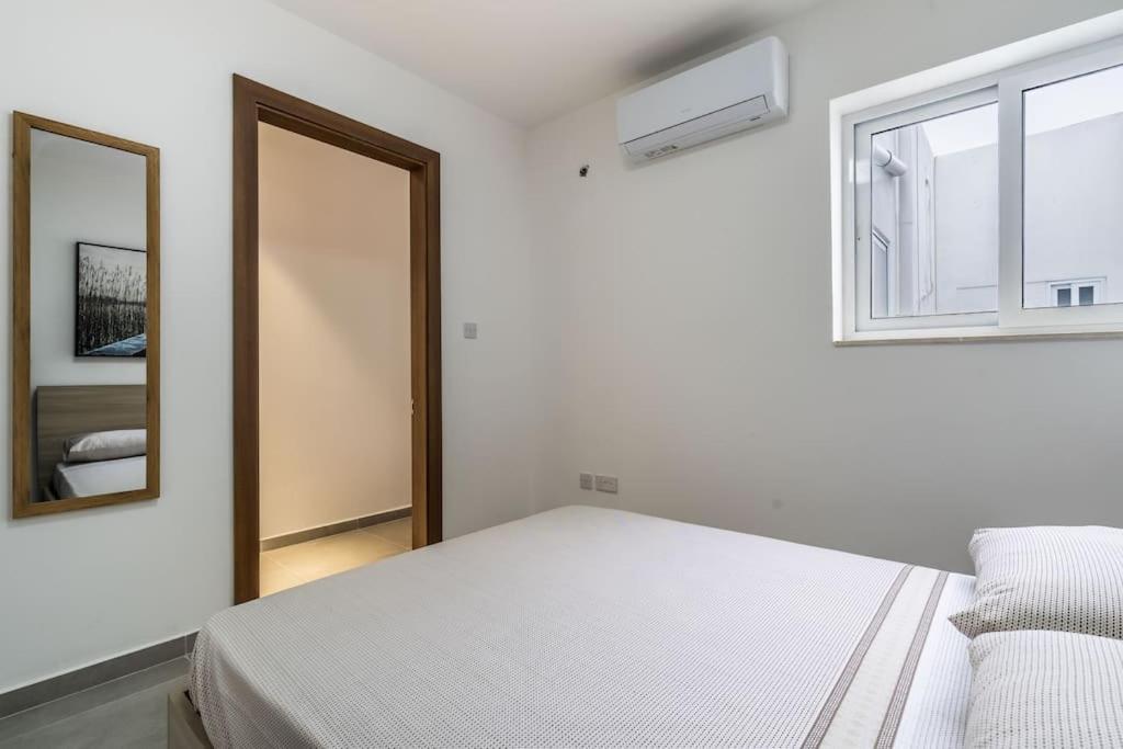 Appartamento Penthouse In St. Paul'S Bay Esterno foto